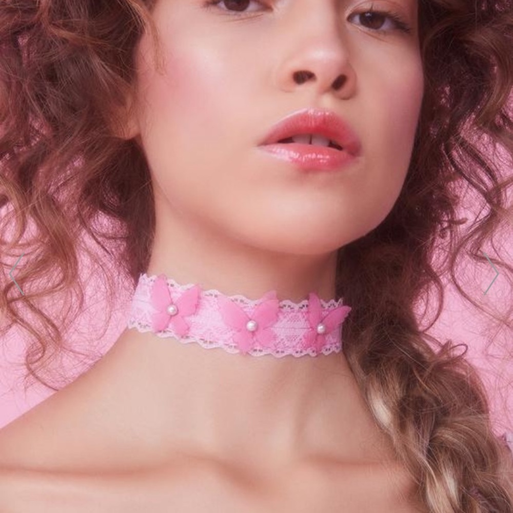 New Dolls Kill Pink Lace Butterfly Choker